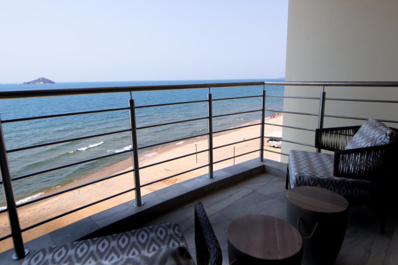 Sunbird Waterfront Otel Salima Dış mekan fotoğraf